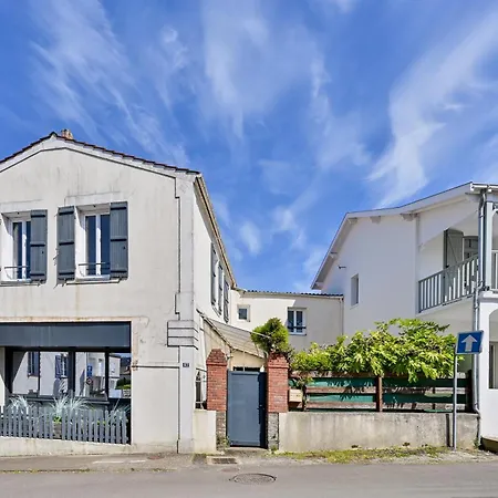 Source Marine - A 650 M De La Holiday home